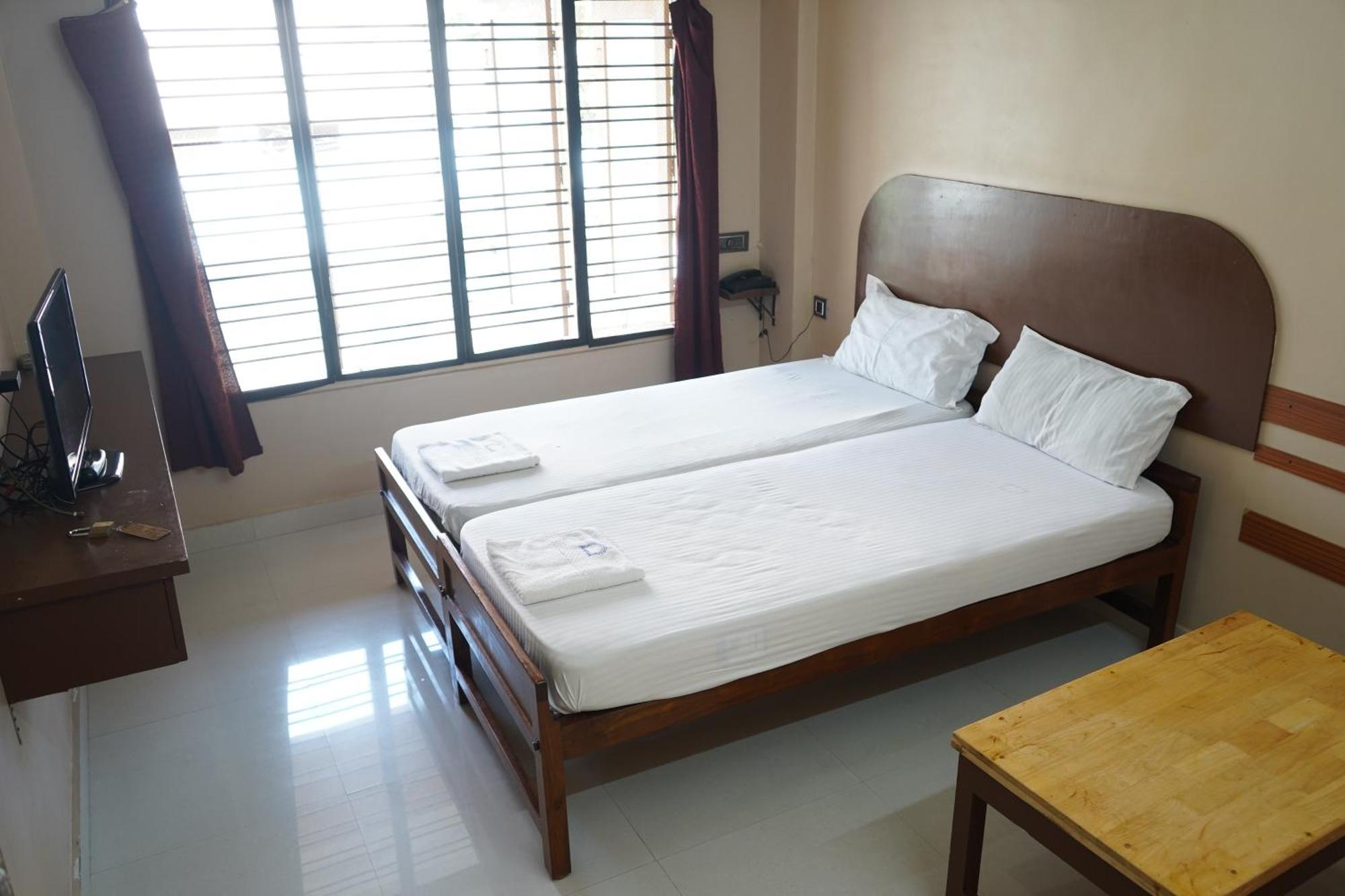 Sangeetha Tourist Home Thiruvananthapuram Exteriör bild