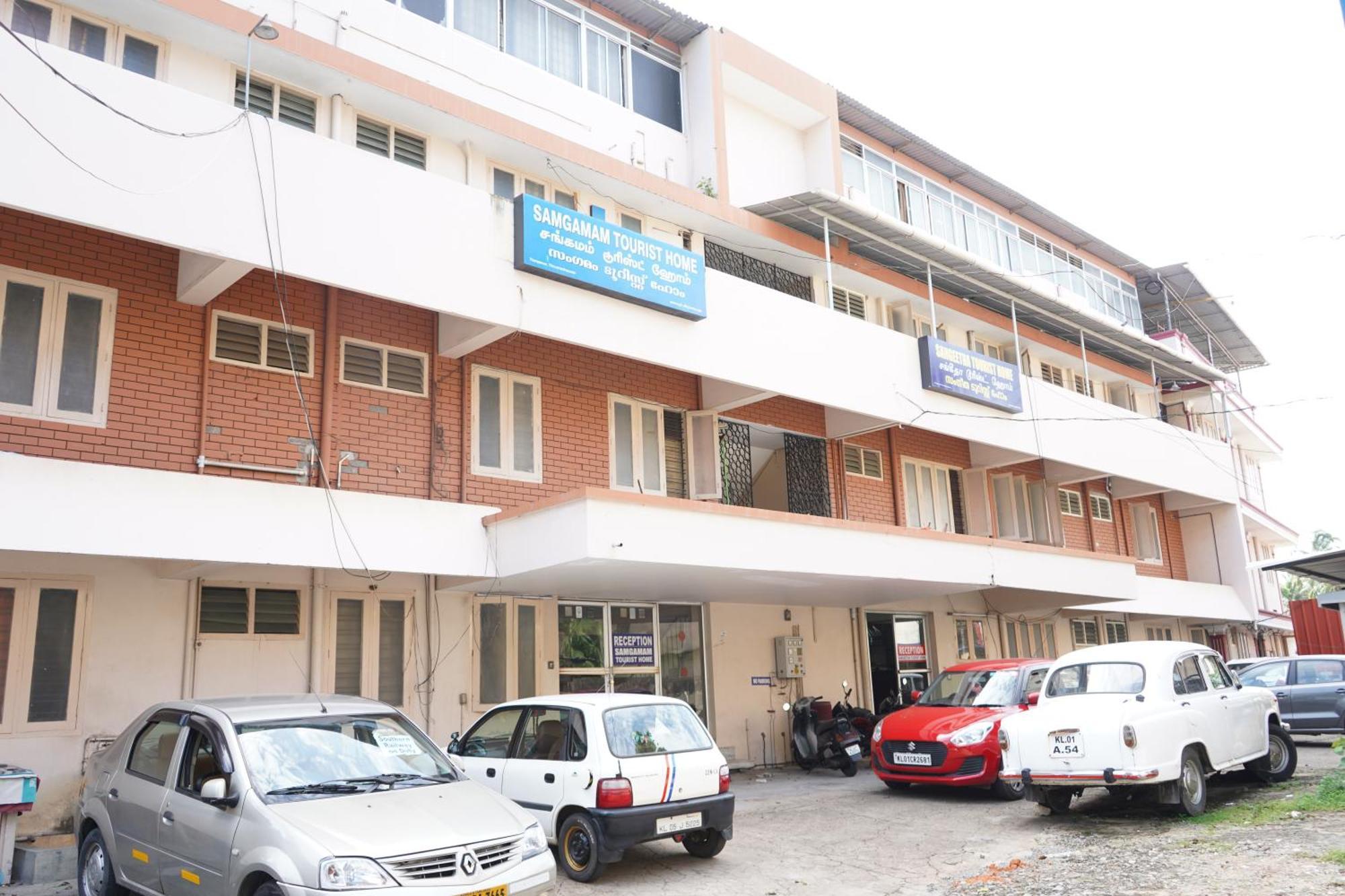 Sangeetha Tourist Home Thiruvananthapuram Exteriör bild